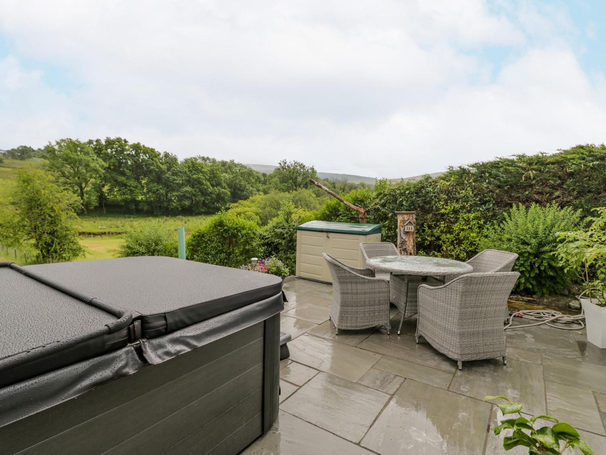 White Roses Retreat Villa Betws-y-Coed Ngoại thất bức ảnh